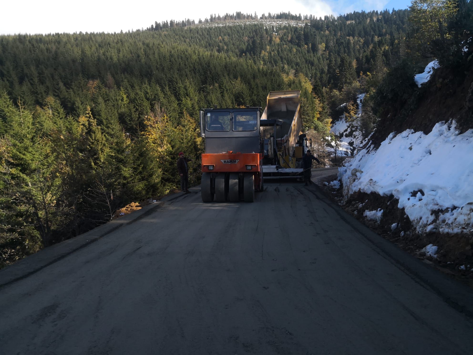 Karadağ Yayla Yolunda Döküme Başlandi (3)