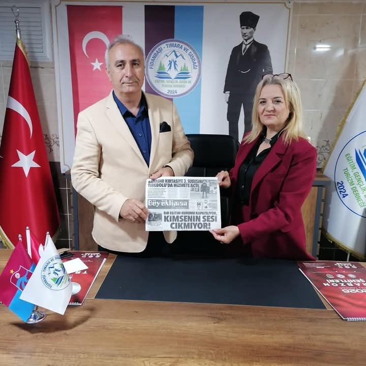 Köşe Yazısının En Alt Kısmına Bu Foto Olursa Koyalım