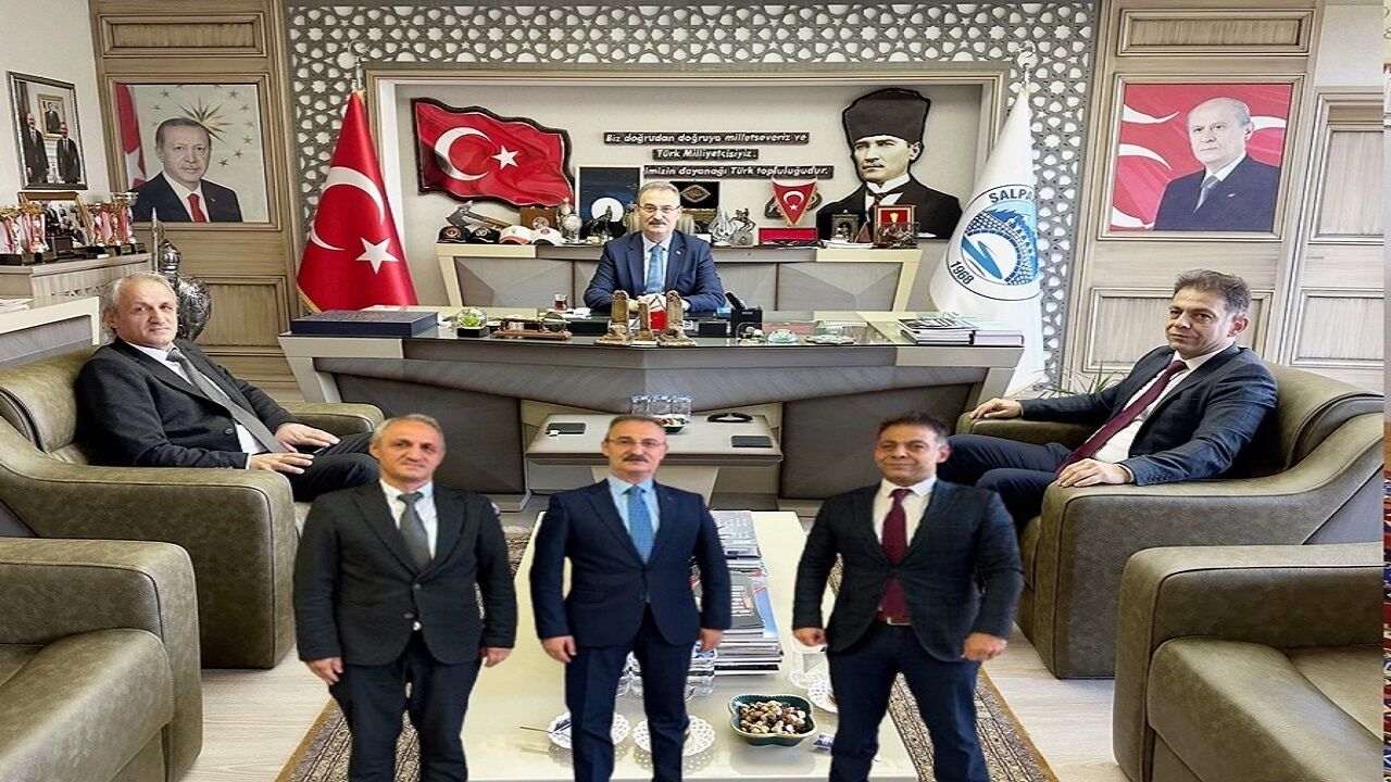 MÜDÜR KAROĞLU’NDAN KURUKIZ’A ZİYARET