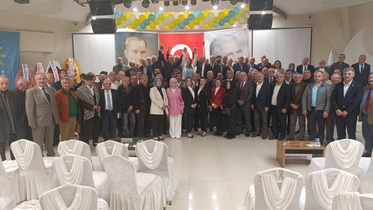 BEŞİKDÜZÜ İYİ PARTİ’DE ÇITLAK DÖNEMİ