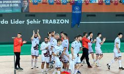 TRABZON FIRTINASI HENTBOL SAHASINDA ESTİ