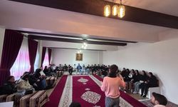 VAKFIKEBİR MYO ÖĞRENCİLERİNDEN GENÇLİK MERKEZİNE ZİYARET