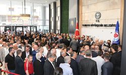 BÜYÜKŞEHİR BELEDİYESİ’NDE BAYRAM COŞKUSU