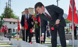 BAŞKAN KAYA, BAYRAM ARİFESİNDE ŞEHİTLİĞİ ZİYARET ETTİ
