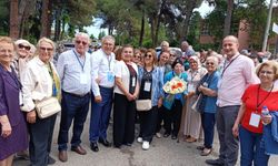 ESKİ MEZUNLAR BULUŞTU ANILAR TAZELENDİ
