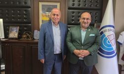 BEŞİKDÜZÜ’NE YILIN BAŞARILI BELEDİYE BAŞKANI ÖDÜLÜ