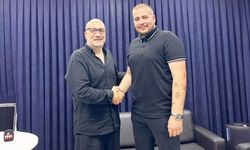 BAYRAĞI OĞLUMA DEVRETTİM MUTLUYUM