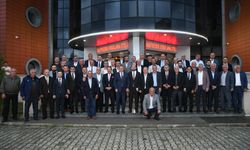 BAŞKAN GENÇ VAKFIKEBİR’DE MUHTARLARLA BULUŞTU