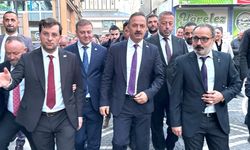 GENEL BAŞKAN YAVUZ AĞIRALİOĞLU VAKFIKEBİR’DE ESNAF’LA BULUŞTU