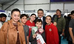 BAŞKAN GENÇ AÇIKLADI: TRABZON KİTAP GÜNLERİ 5 GÜNDE YÜZ BİNLERİ AĞIRLADI