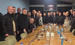 VAKFIKEBİR’DE GÖNÜL KÖPRÜLERİ KURULUYOR; BAŞKAN KOÇAL SOKAK, SOKAK VATANDAŞI DİNLİYOR