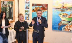 BAŞKAN GENÇ: SANAT SİYASETİN ÜZERİNDEDİR