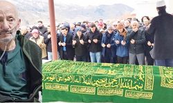 30 YIL İMAMLIK YAPAN DİN GÖREVLİSİNİN CENAZESİ OĞLU KILDIRDI