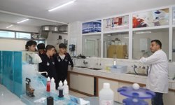 BÜYÜKŞEHİR’DEN ÖĞRENCİLERE YERİNDE SU ARITMA EĞİTİMİ