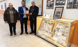 “BASINDA OKULUMUZ” KÖŞESİ İÇİN SARAÇ’A PLAKET