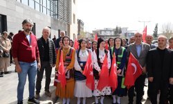 Kahramanmaraş'ın 101. Yıl Kutlamasına Kardeş Şehri Trabzon Şalpazarı Kafilesinden Anlamlı Katılım