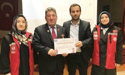 GAZİ CEVAT ÖZDEMİR’DEN DUYGULANDIRAN KONFERANS