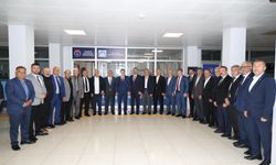 BAŞKAN GENÇ, MUHTARLARLA BAYRAMLAŞTI