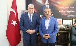 ESKİ BAŞKAN EKREM YÜCE’DEN BAŞKAN FUAT KOÇAL’A ZİYARET