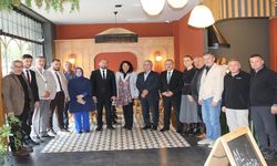MKYK ÜYESİ JÜLİDE İSKENDEROĞLU VAKFIKEBİR’DE TEMASLARDA BULUNDU