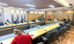 TRABZON’UN VİZYON PROJELERİ UMMAN HEYETİYLE PAYLAŞILDI