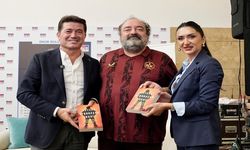 BAŞKAN KAYA, “HUYSUZ, OYUNBOZAN, DAHİ” İSİMLİ KİTABIN İMZA GÜNÜNE KATILDI