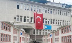 4 ÖĞRENCİ İLÇESİNE DOKTOR OLARAK ATANDILAR