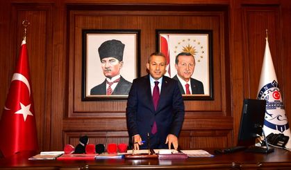 TRABZON VALİSİ TAHİR ŞAHİN GÖREVE BAŞLADI