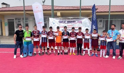 VAKFIKEBİR CUMHURİYET ORTAOKULUNDAN SPORTİF BAŞARI