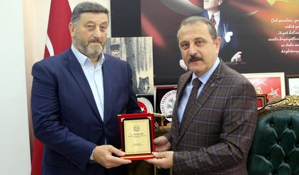 VAKFIKEBİR BELEDİYESİNDEN ALİ HAFIZ ALP’E ANLAMLI VEDA