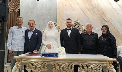 BAHAR İLE ÖMERCAN DÜNYAEVİNE GİRDİ