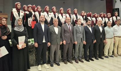 VAKFIKEBİR’DE 36 HAFIZ İÇİN İCAZET MERASİMİ DÜZENLENDİ