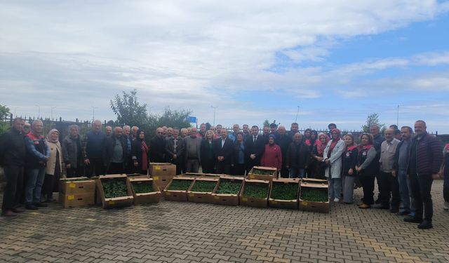 ÇİFTÇİLERİMİZ ELİ ÖPÜLESİ İNSANLARDIR