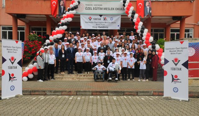ÖZEL ÖĞRENCİLER TÜBİTAK BİLİM FUARINA DAMGA VURDU