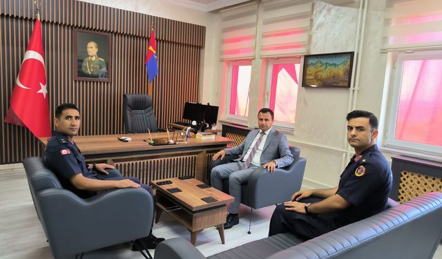 YENİ JANDARMA KOMUTANINA HAYIRLI OLSUN ZİYARETİ