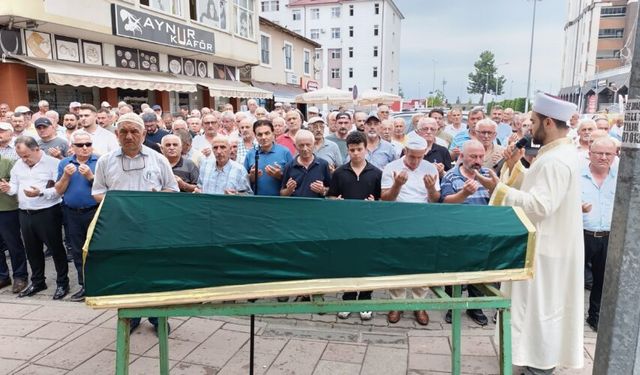 ASIRLIK ÇINARI KAYBETTİK