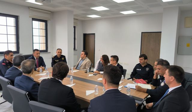 DİJİTAL DOLANDIRICILIKLA MÜCADELE TOPLANTISI YAPILDI