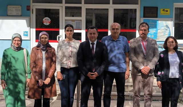 KAYMAKAMI UZAN'DAN TOPLUM SAĞLIĞI MERKEZİNE ZİYARET