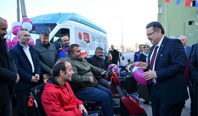 TRABZON'DA ENGELSİZ TAKSİ'NİN İKİNCİSİ HİZMETE BAŞLADI