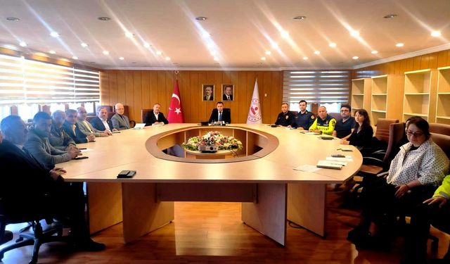 KIŞ MEVSİMİ TRAFİK TEDBİRLERİ TOPLANTISI YAPILDI