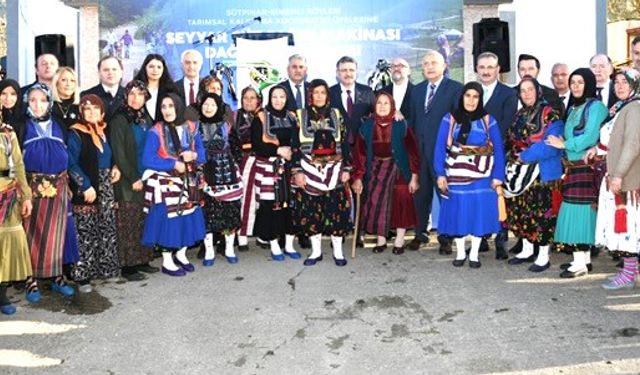 BÜYÜKŞEHİR'DEN ŞALPAZARI’NDA 40 ÜRETİCİYE SAĞIM MAKİNASI DESTEĞİ