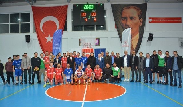 FUTSAL TURNUVASI’NDA KAYMAKAMLIK ŞAMPİYON