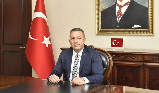 TRABZON’UN YENİ VALİSİ TAHİR ŞAHİN OLDU