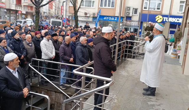 EMEKLİ BAŞÇAVUŞ YUSUF UÇAR, ASKERİ TÖRENLE SON YOLCULUĞUNA UĞURLANDI