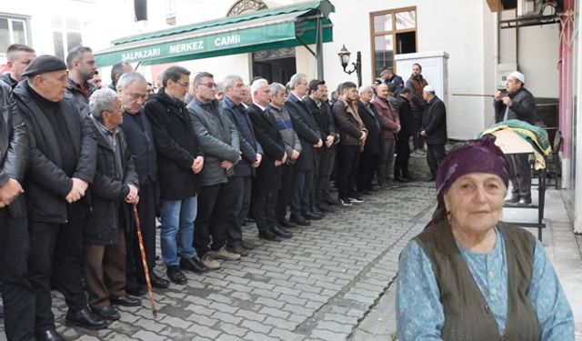 KEZİBAN BEKTAŞ DUALARLA ÜZÜMZÖZÜ'NDE EBEDİYETE UĞURLANDI