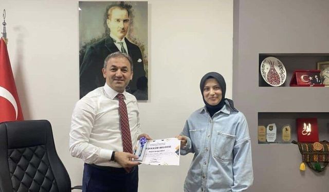 İŞKUR’LU PERSONELLERE TEŞEKKÜR BELGESİ VERİLDİ