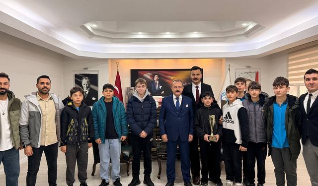 TÜRKİYE İKİNCİLİĞİ GURURU