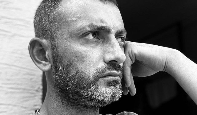 VAKFIKEBİR’DE MOTOR KAZASI GEÇİREN GENCİN TEDAVİSİ SÜRÜYOR