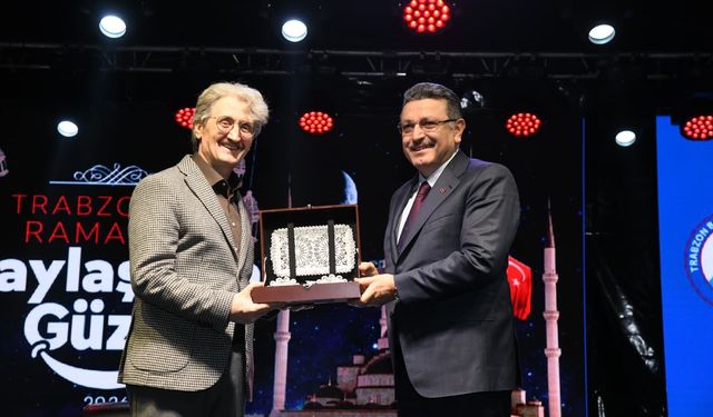 BAŞKAN GENÇ: RAMAZAN SOHBETLERİ GÖNÜLLERİMİZİ AYDINLATIYOR