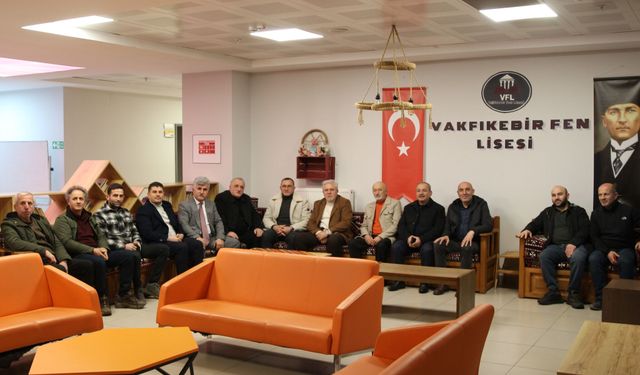 ESNAF VE ÖĞRENCİLER İFTAR SOFRASINDA BULUŞUYOR